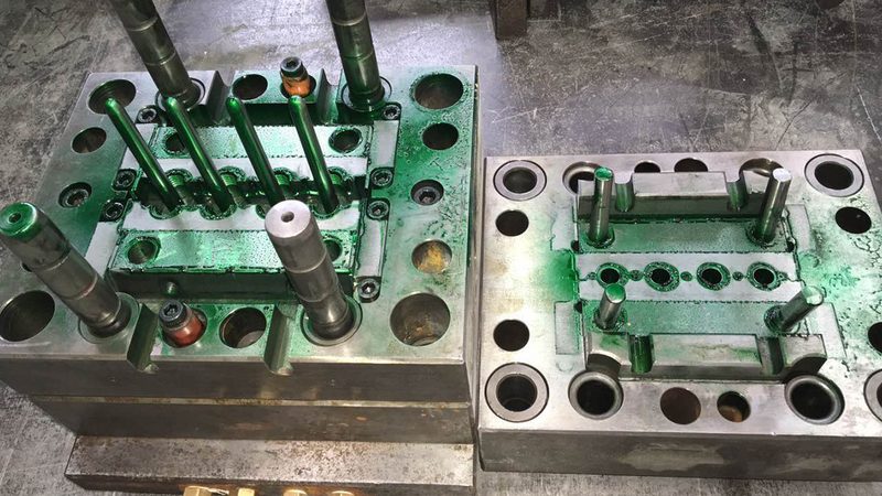 注塑模具加工，价格背后的考量因素**