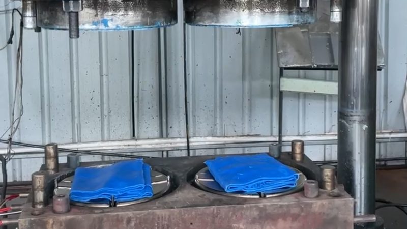 注塑模具价格构成揭秘：影响因素与选购策略