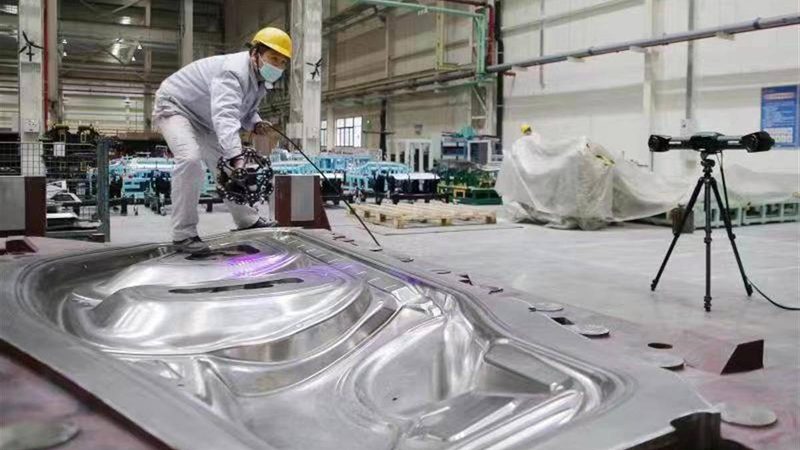 包胶模具：揭秘其制作工艺与选型要点**