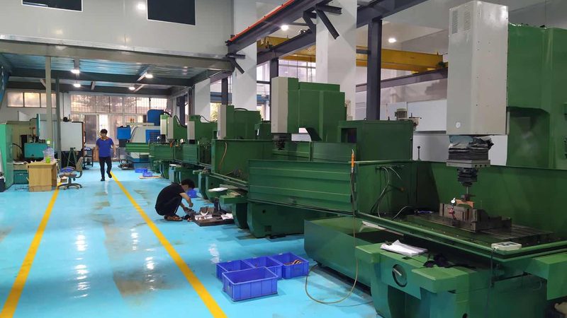 汽车双色模具定制：揭秘其关键技术与选型要点**